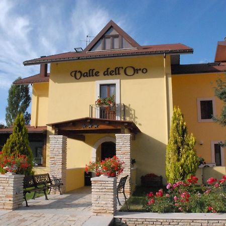 Hotel Valle Dell' Oro Pescasseroli Exteriör bild